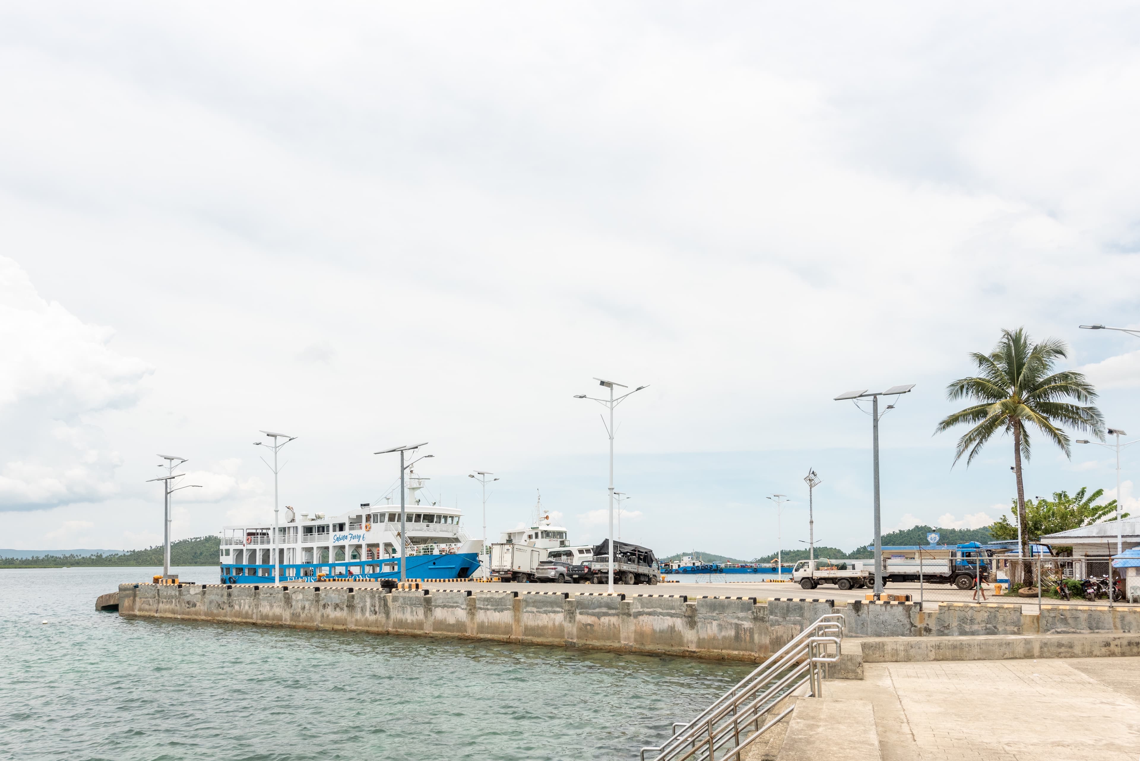 Dapa ferry arriving at the port in Siargao
